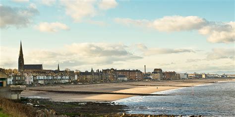 Artbees - Portobello Beach, Edinburgh | Scotland