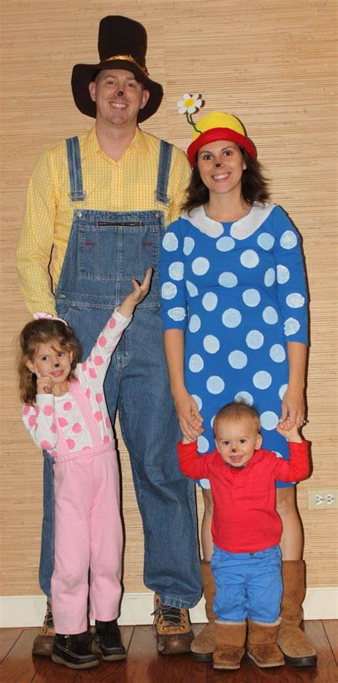 Berenstain Bear Family Halloween Costume | Themed halloween costumes, Childrens book character ...