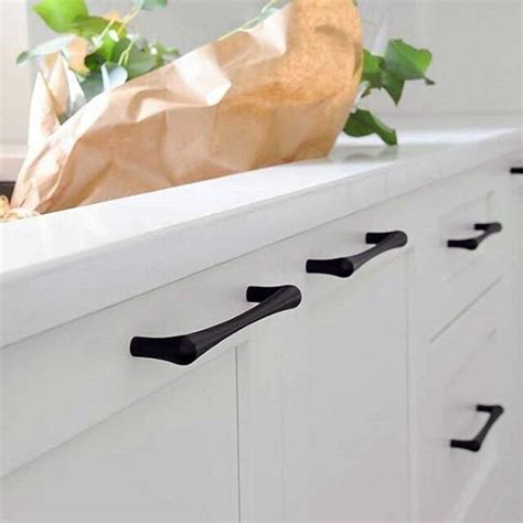 Top 70 Best Kitchen Cabinet Hardware Ideas And Pull Designs