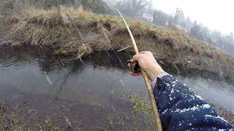 Primitive Fishing with Horse Hair and a Bamboo Rod - Catching Fish with ... | Fishing techniques ...