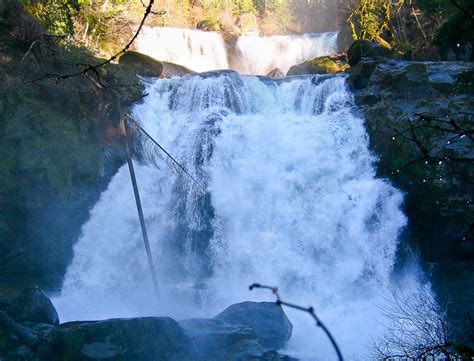 Coquille River Falls, Coos County, Oregon - Northwest Waterfall Survey