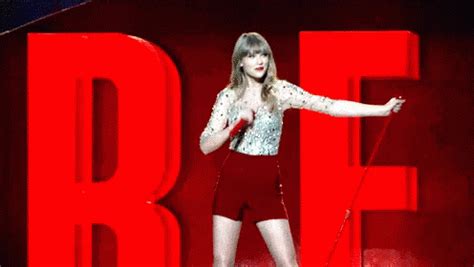 Taylor Swift Red GIF - TaylorSwift Red - Discover & Share GIFs