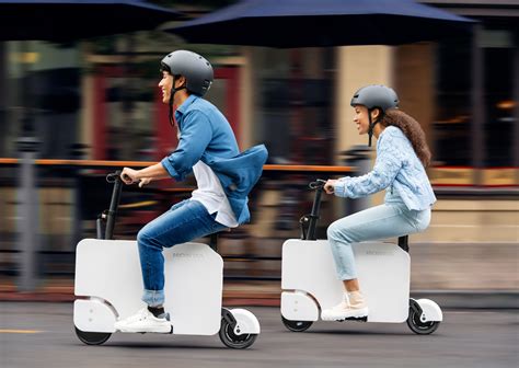 Honda’s electric suitcase on wheels ready to order in US - newmobility.news