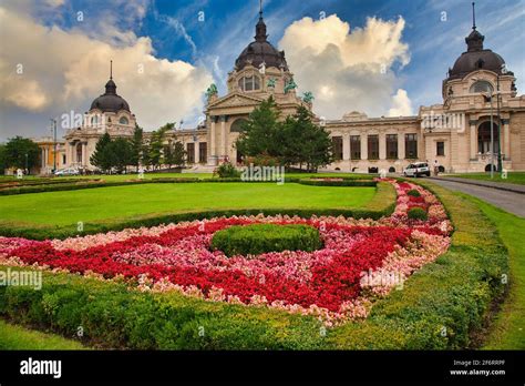 Park hungary hi-res stock photography and images - Alamy