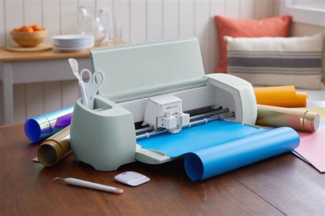 Which Cricut smart cutting machines are right for you? - Cricut