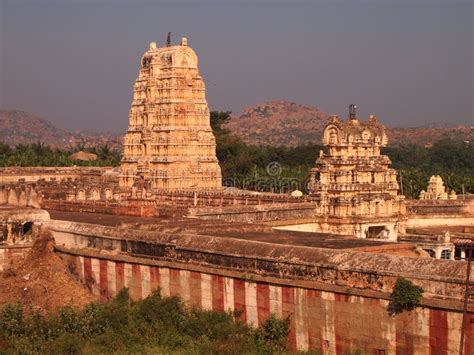 The Hampi Temple Complex, a UNESCO World Heritage Site in Karnataka, India Stock Photo - Image ...