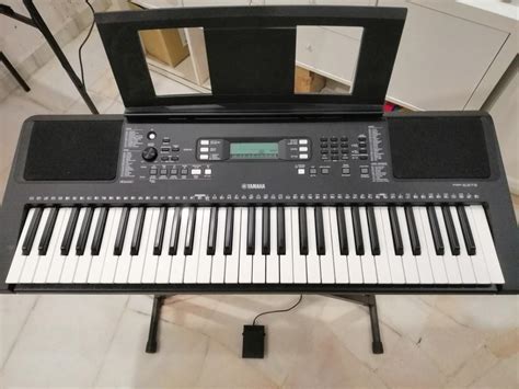 Yamaha Keyboard PSR-E373, Hobbies & Toys, Music & Media, Musical Instruments on Carousell