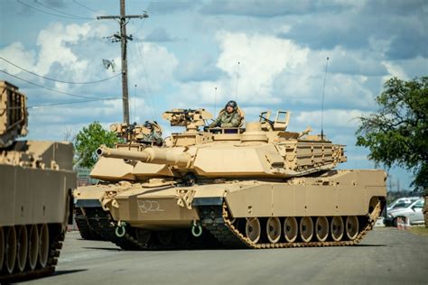 US Army 3rd Armored Brigade Combat Team Receives M1A2C (SEP v.3) Main Battle Tanks - MilitaryLeak