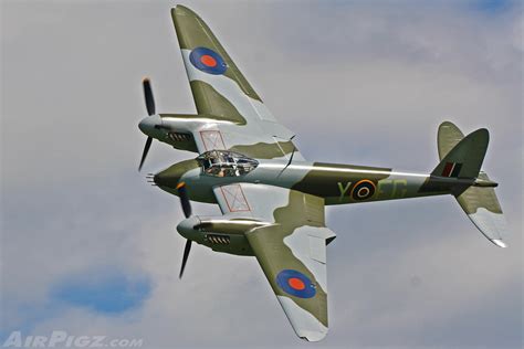 CoolPix: Avspecs de Havilland Mosquito In The Air - Bravo! - blog - AirPigz