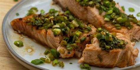 My Dad’s 4-Ingredient Salmon Recipe is the Meal I Beg For