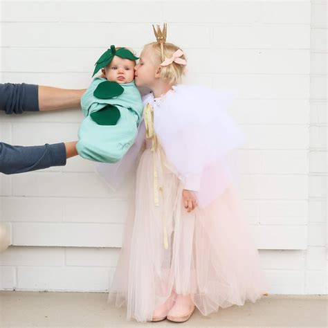 MAMA Jots: DIY Princess & The Pea Costume