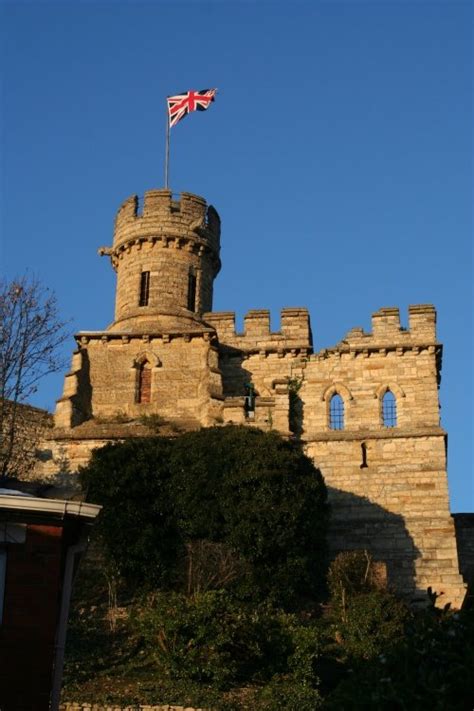 "Lincoln Castle" by Zbigniew Siwik at PicturesofEngland.com