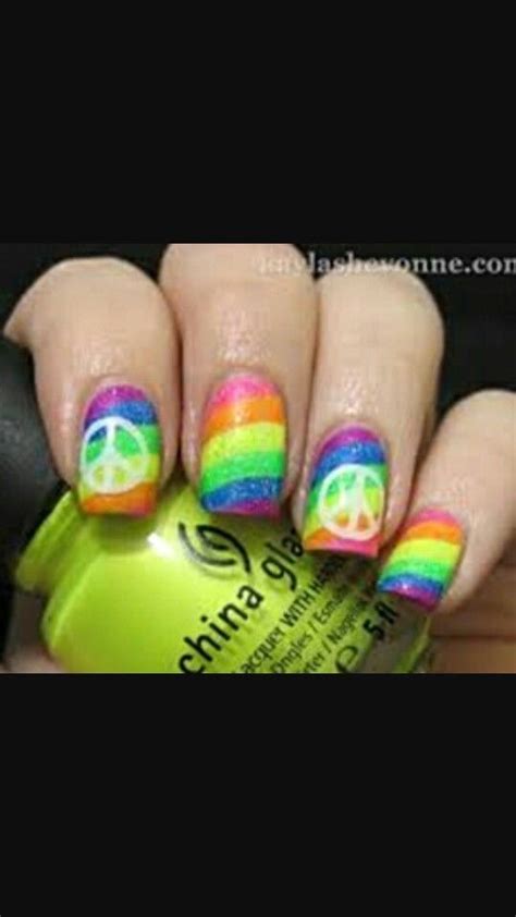 Peace Sign Nails | Peace sign nails, Peace nails, Nails