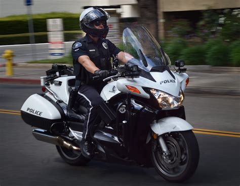 Tustin Police Department encourages officers to lateral over - Behind the Badge