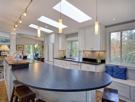 20 Beautiful Kitchen Designs With Skylights