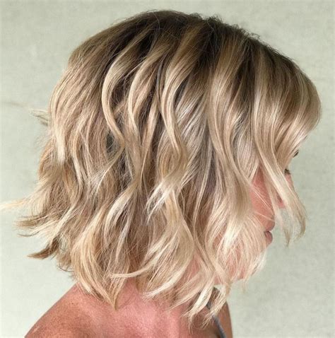 Shaggy Blonde Bob for Fine Hair | Wavy bob haircuts, Bobs for thin hair ...