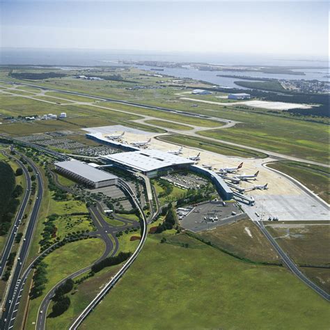 Brisbane Airport’s International Terminal celebrates 21 years of operations today - BVN