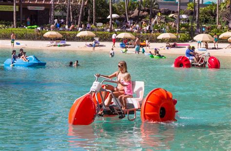 14 Of The Best Things To Do In Waikiki With Kids + Where To Eat & Stay