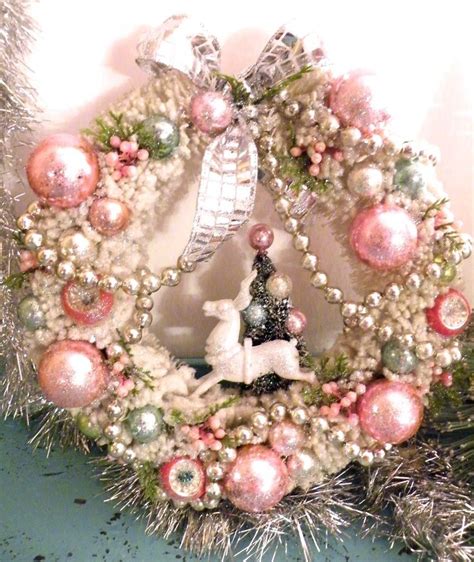 Pink Christmas Wreath | Pink Shabby Christmas | Pinterest