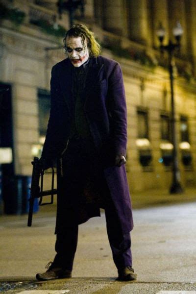 Heath Ledger As Seen On the Set of “The Dark Knight” (52 pics ...