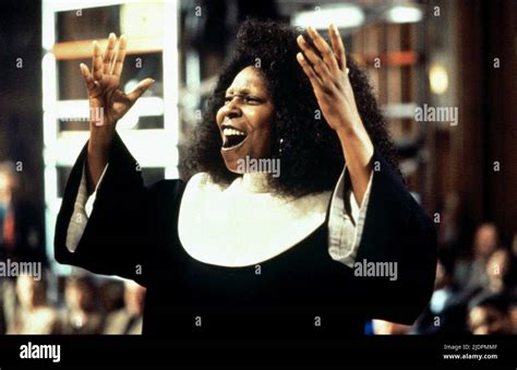 WHOOPI GOLDBERG, SISTER ACT, 1992 Stock Photo - Alamy