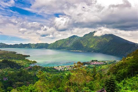 Danau Batur, Gunung Batur, Kintamani, Bali, Indonesia. — Stock Photo ...