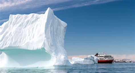 POLAR REGIONS — Planet Earth Adventures - Guided Tours & Custom Tours