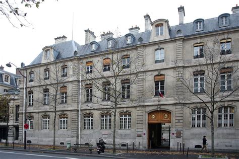 Mines ParisTech, école d'élite en mode "Montessori" - L'Usine Campus