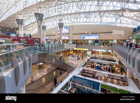 Kuwait City Airport Check In Zone Departures Hall Stock Photo - Alamy