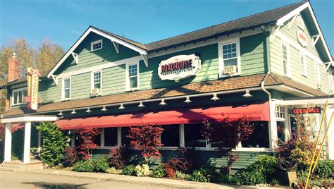 Fall City & Snoqualmie Restaurant and Lodging | The Roadhouse