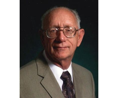 Robert "Bob" H. Hunt, Jr. Obituary (2023) - St Charles, MO - Baue Funeral Home - Cave Springs