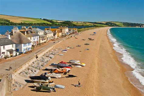 Beach Days: Slapton Sands | Dart Valley Cottages