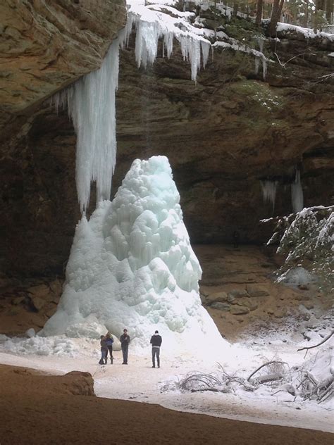 Ash cave frozen waterfall | Ash Cave Frozen 90 foot Waterfal… | Flickr