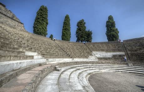 Teatro Grande - Planet Pompeii