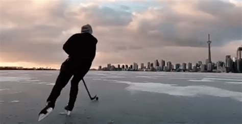 People have been skating on Toronto Harbour ice (PHOTOS) | News