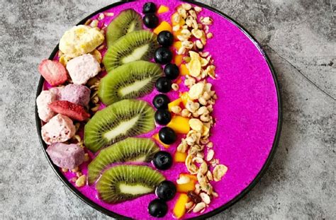 Dragon Fruit Smoothie Bowl Recipe - Organically Blissful