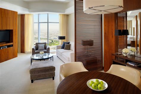 Jw Marriott Marquis Hotel Dubai UAE - Jw Marriott Marquis Review, Photos