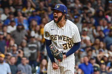 Devin Williams is Hurt: Who's the Milwaukee Brewers' Closer Now? - Brewers - Brewer Fanatic