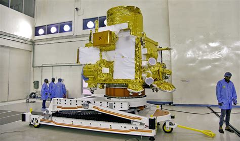 Chandrayaan-2 lunar orbiter (ISRO) 2 (c) - TESLARATI