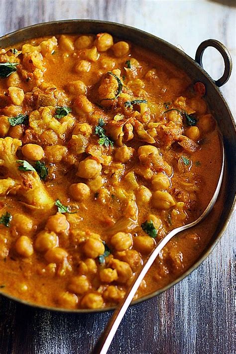 Chickpea Cauliflower curry | Curry recipes indian, Cauliflower curry, Curry recipes