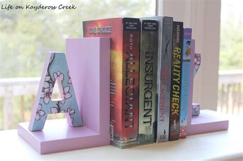 How to Make Personalized Bookends - Easy and Budget Friendly | Bookends ...