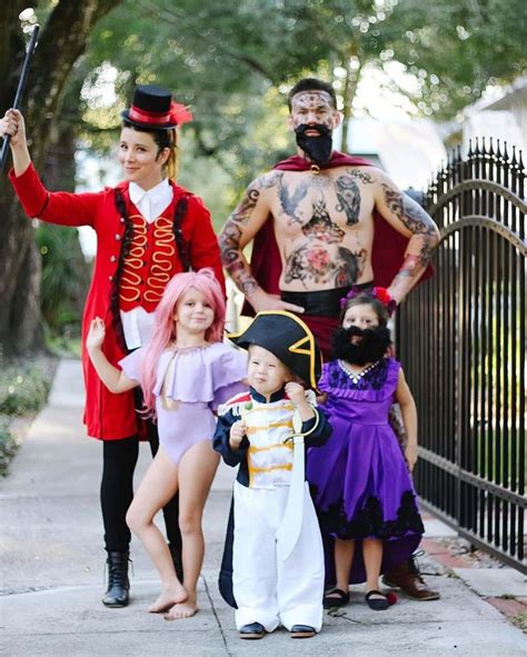 The Greatest Showman family Halloween costume - circus costumes | Circus halloween costumes ...