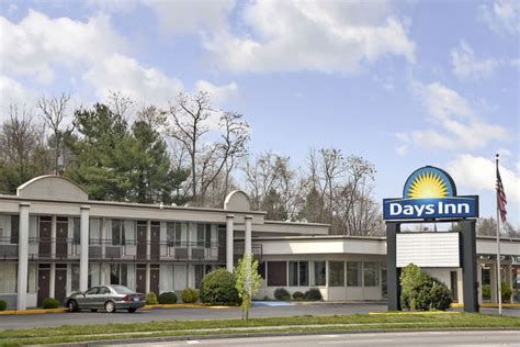 Exterior of Days Inn Bristol Parkway hotel in Bristol, Tennessee ...