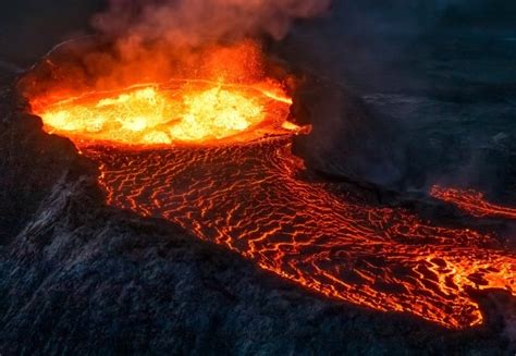 Magma observed taking an unexpected route beneath volcanoes | Imperial News | Imperial College ...