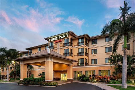 Courtyard Maui Kahului Airport- Kahului, HI Hotels- First Class Hotels ...