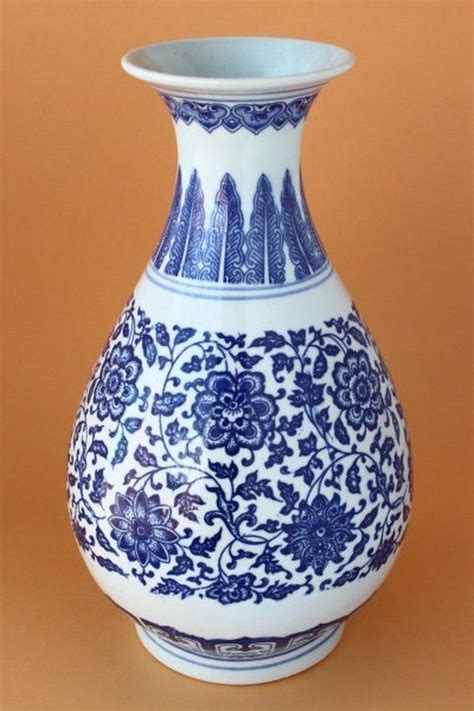 Blue and White Lotus Porcelain Vase, 33 cm - Ceramics - Chinese - Oriental