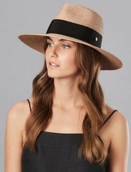 Fedora Straw Hats For Women (Stylish & Sophisticated)