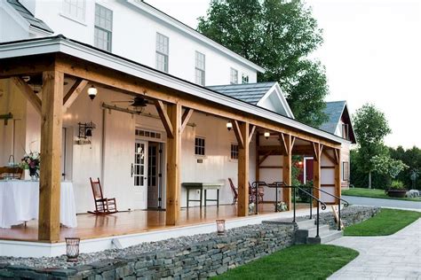 70 Gorgeous Farmhouse Front Porch Decorating Ideas - HomeSpecially # ...