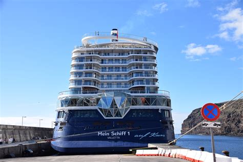 Mein Schiff 1 - description, photos, position, cruise deals