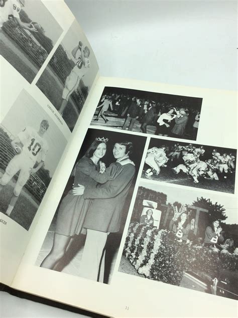 1972 BEAVERCREEK HIGH SCHOOL YEARBOOK by Beavercreek High School: Very Good Hardcover (1972 ...